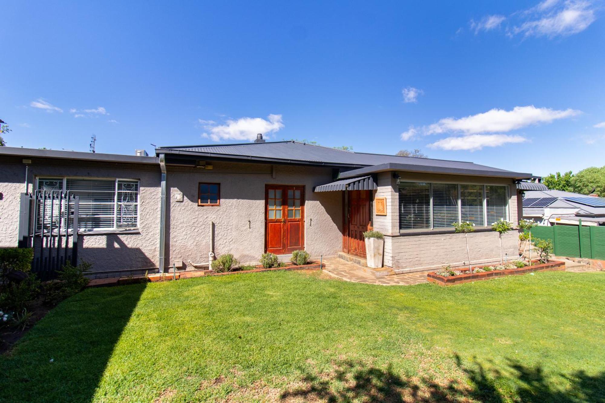Glenmore Guesthouse Bloemfontein Dış mekan fotoğraf