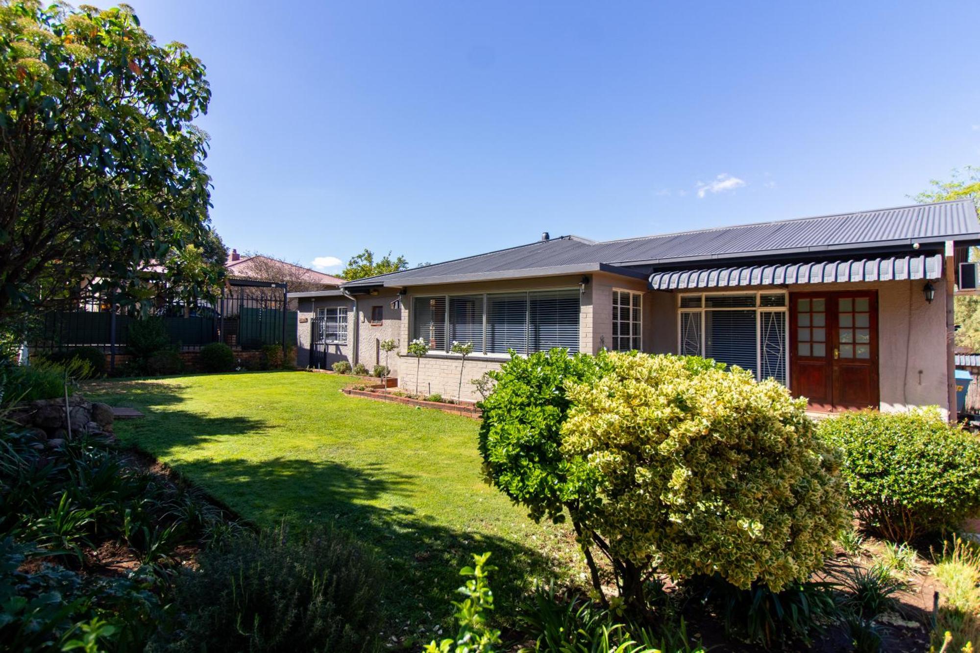 Glenmore Guesthouse Bloemfontein Dış mekan fotoğraf